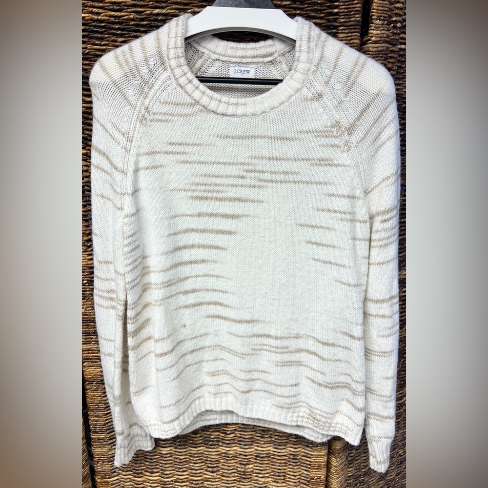 J. Crew Women's Cream Sweater- Estimated size:‎ Small